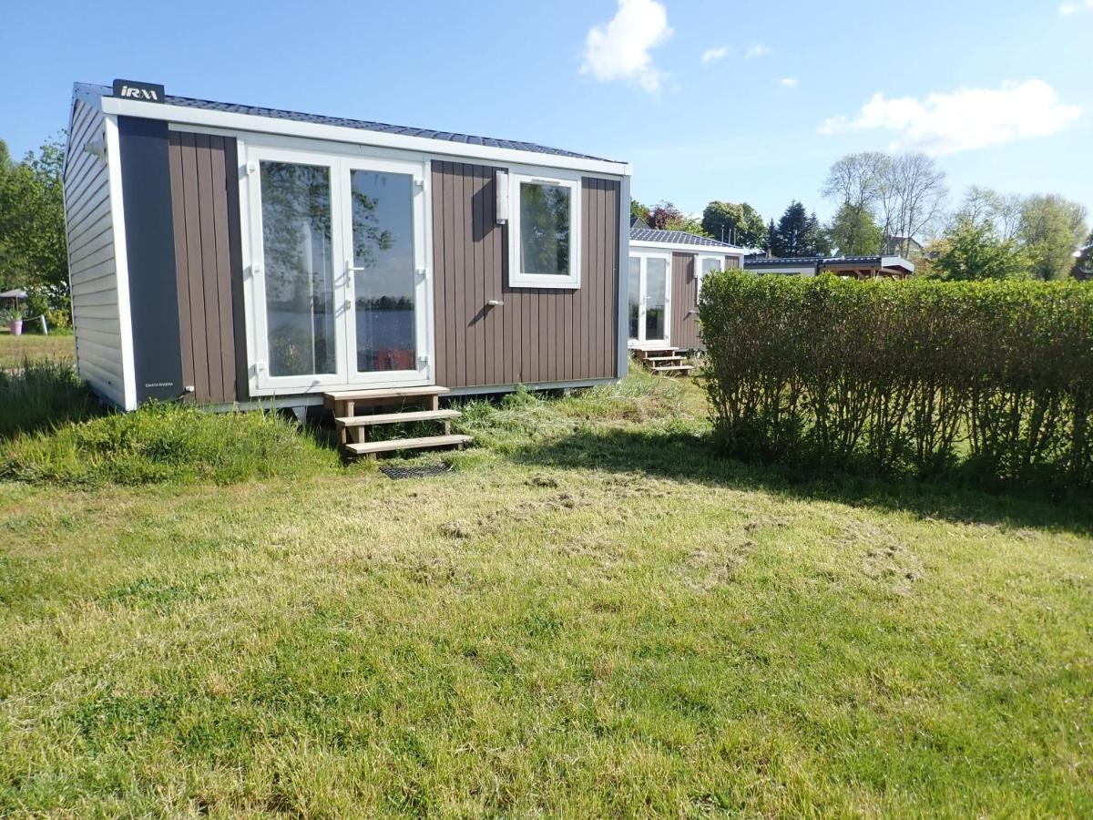 Ferienpark Suederstapel - Eiderlodge 3 Bagian luar foto