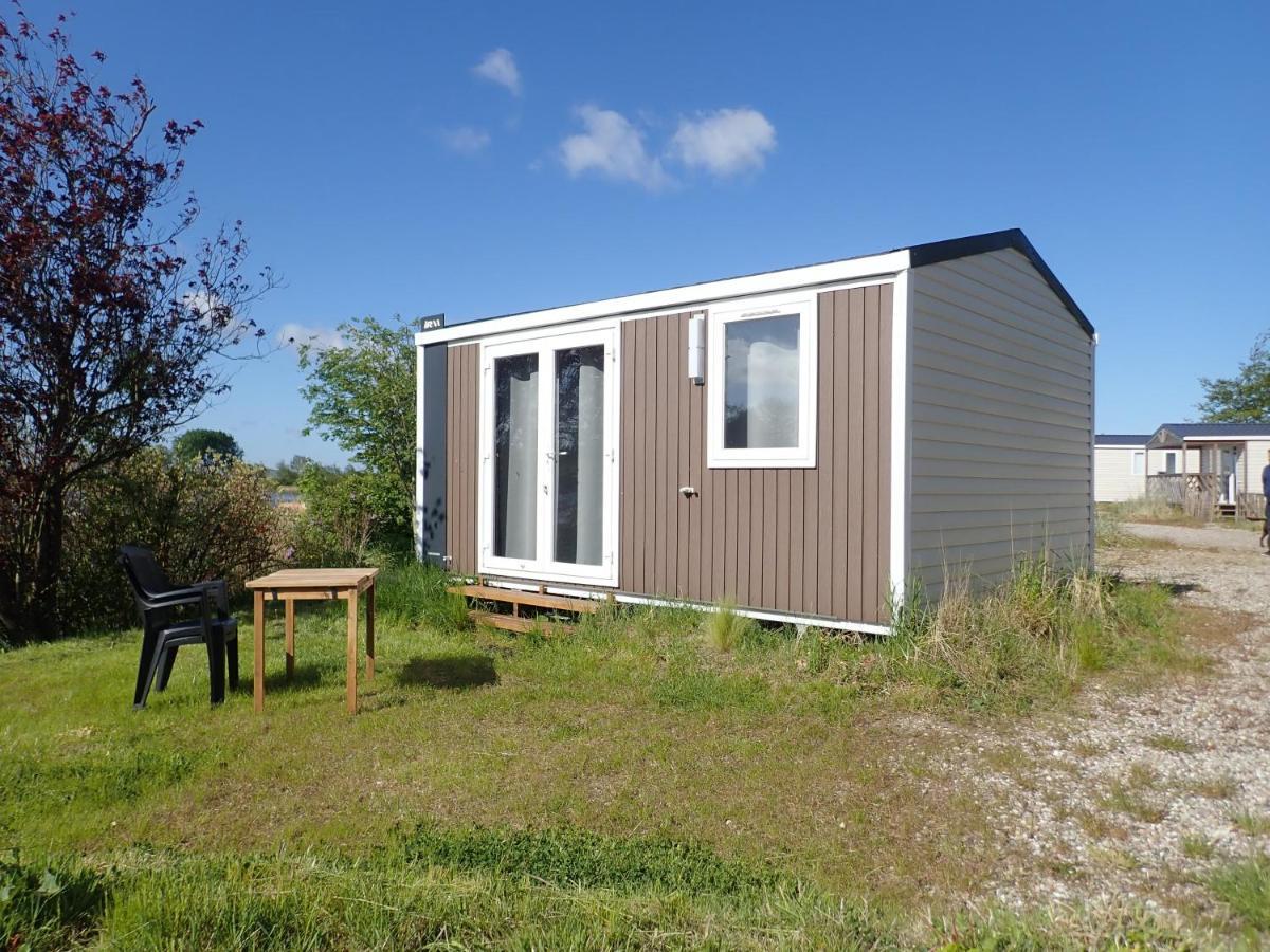 Ferienpark Suederstapel - Eiderlodge 3 Bagian luar foto