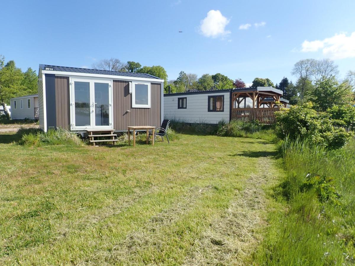 Ferienpark Suederstapel - Eiderlodge 3 Bagian luar foto